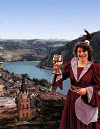 Mittelrhein-Weinprinzessin 1999/2000 Christiane Lambrich, Oberwesel-Dellhofen